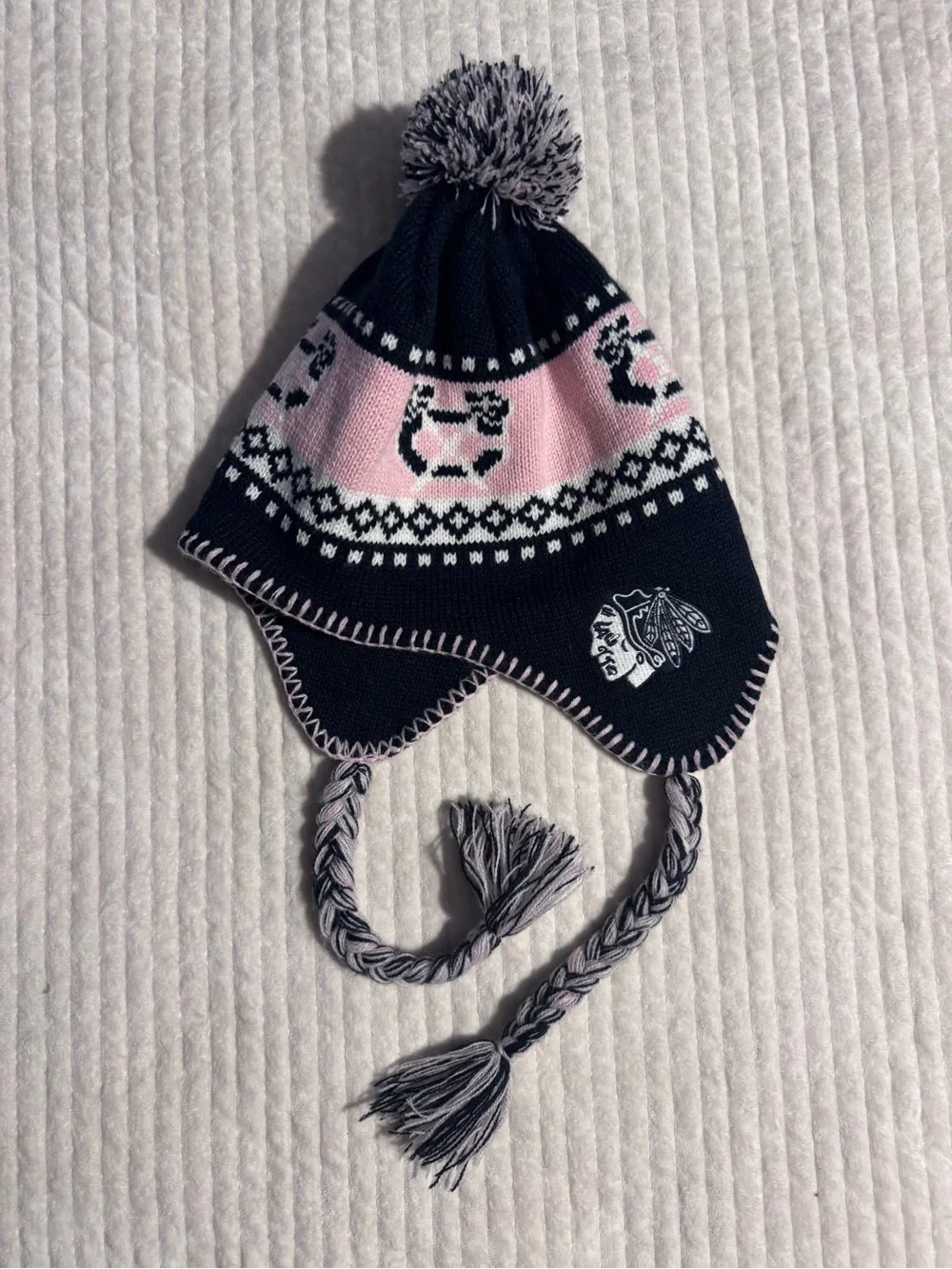 NHL Fan Favorite Kids Chicago Blackhawks Tassel Pom Winter Hat
